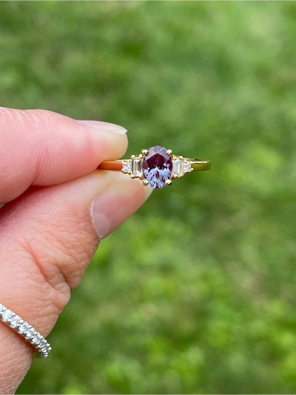 AAA alexandrite and diamond ring (lab grown)